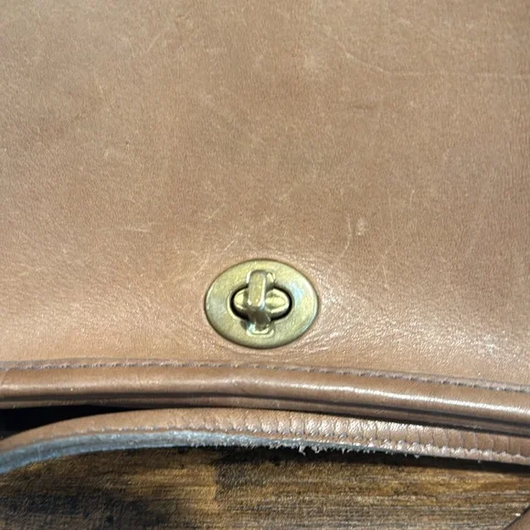 Coach Vintage Leather Compact Pouch bag brown leather turnlock - Picture 3 of 14